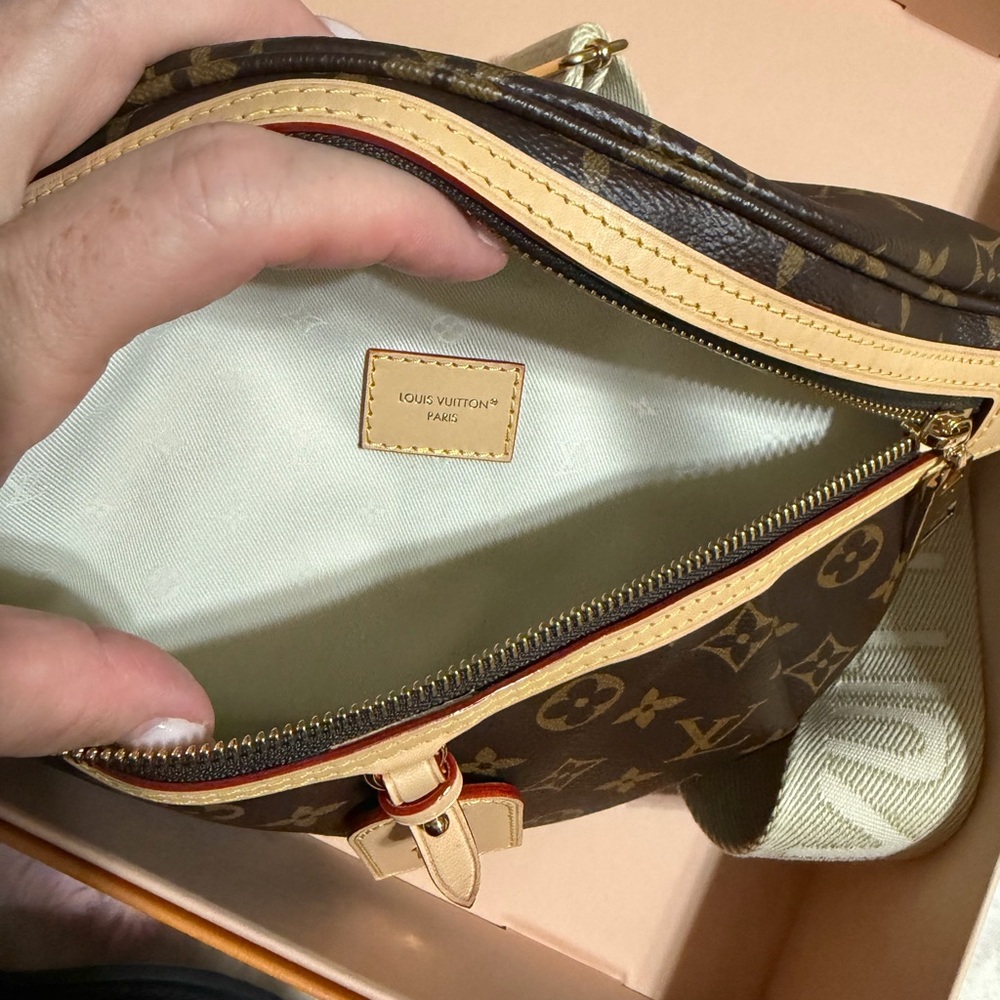 Louis Vuitton Brown and Tan Monogram High Rise Bumbag - Picture 7 of 10